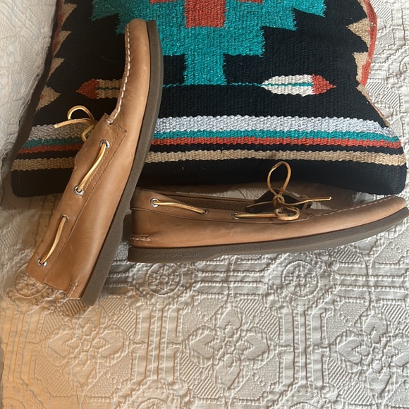 Men’s Sperry Topsider Boat Shoes - Picture 3 of 8